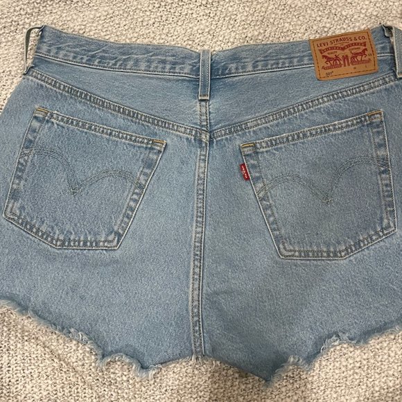 Levi's 501 Cutoff Shorts - Picture 1 of 2